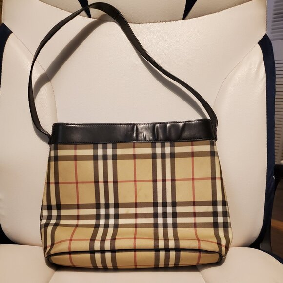 Burberry Handbags - Burberry London nova check shoulder bag
